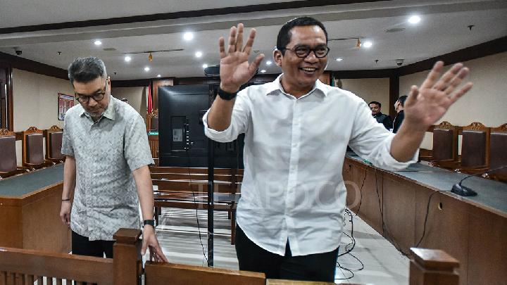 Hakim Kembali Tunda Sidang Tuntutan Windu Aji Sutanto